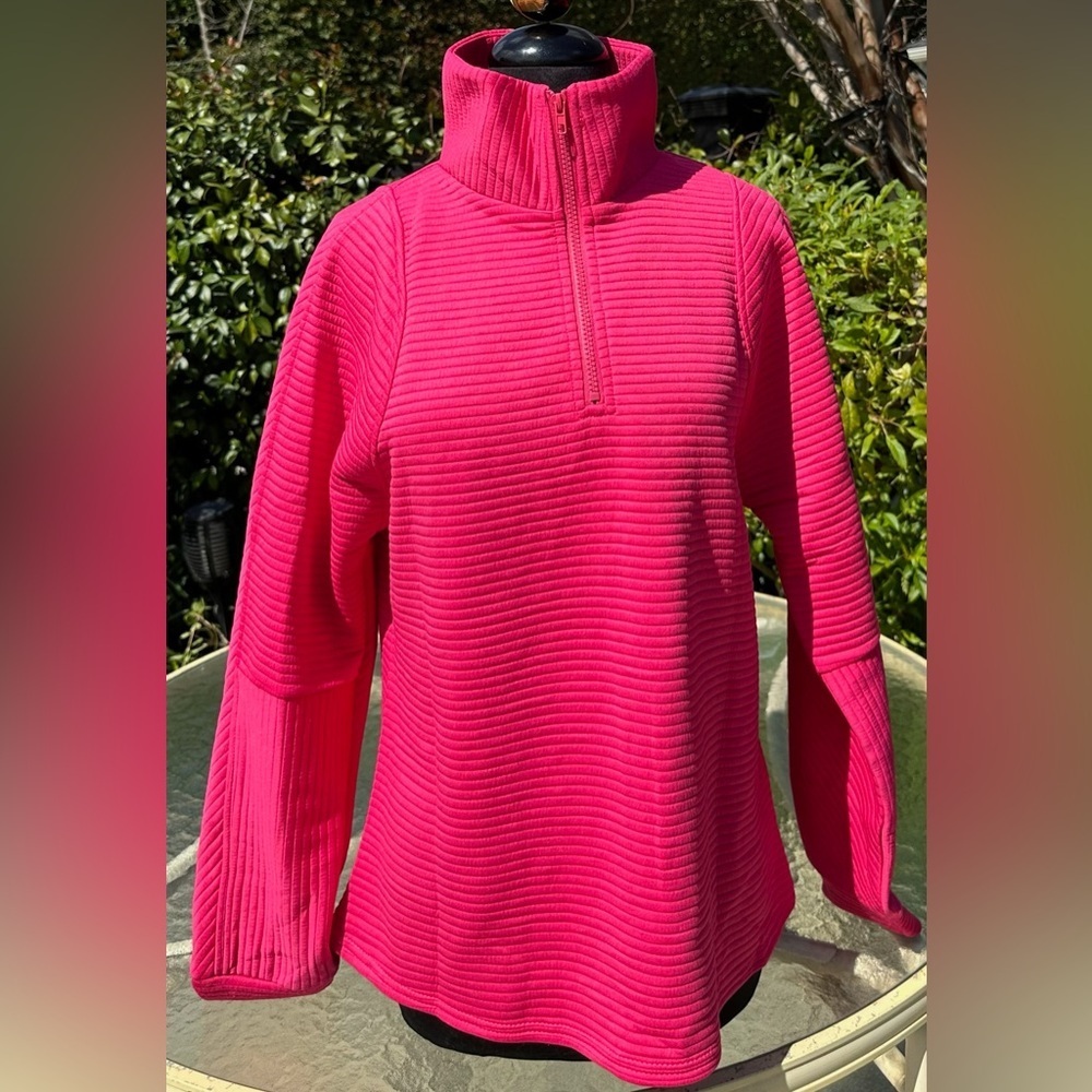 NWT Fashion Quarter Zip Ribbed Top - size M
